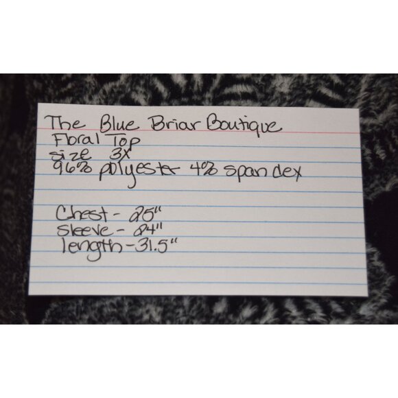 Blue Briar Boutique Blue Floral Tunic Top size 3X - Picture 3 of 3